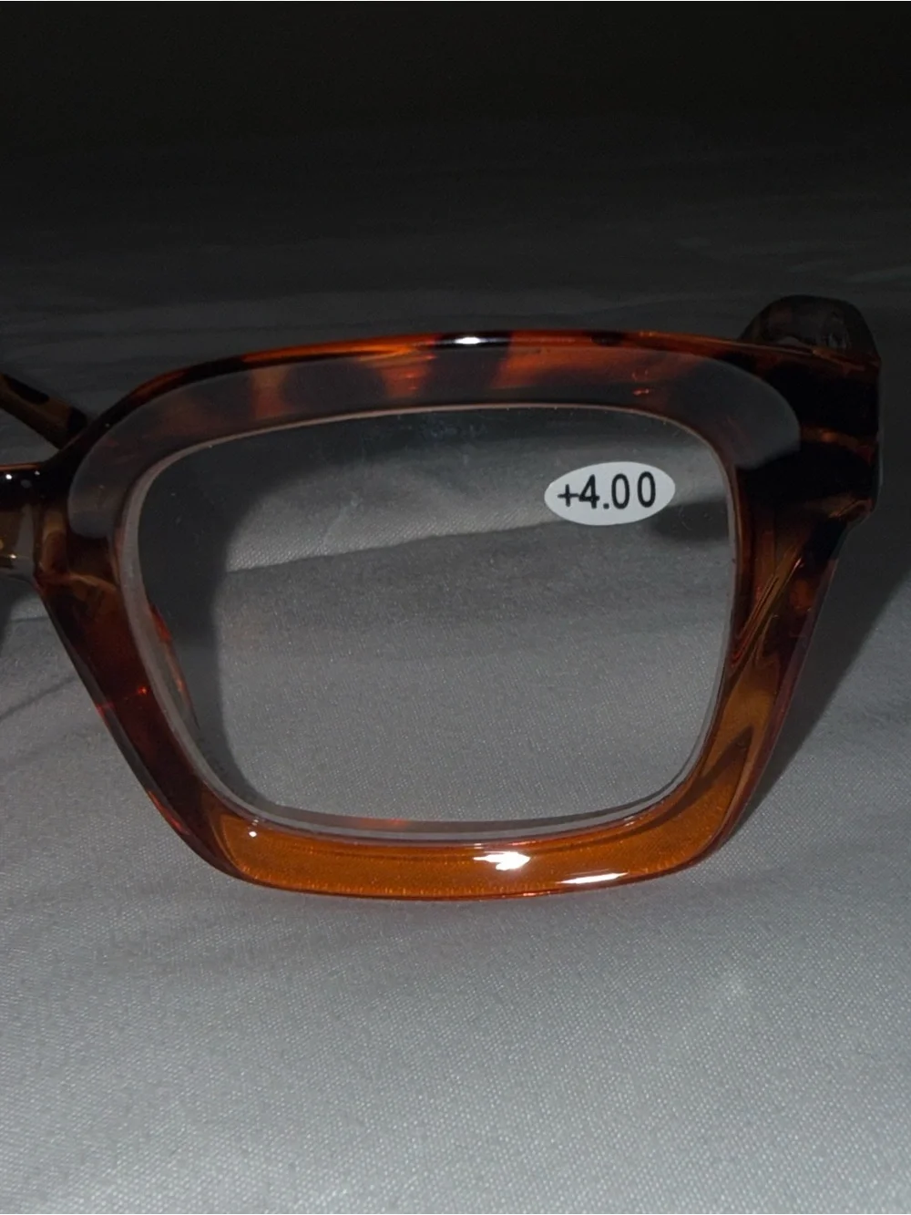 Women’s oversized Tortoiseshell Reading Glasses - +4.00 Magnification